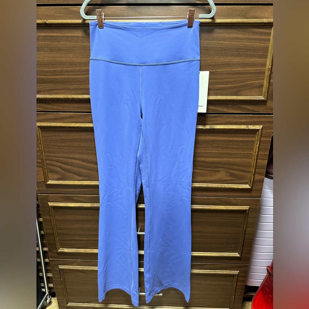 NWT Lululemon Groove Super-High-Rise Flared Pant Nulu Size 8